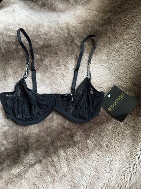 Frederick's of Hollywood Black Lace Underwire Bra with Chain Detail